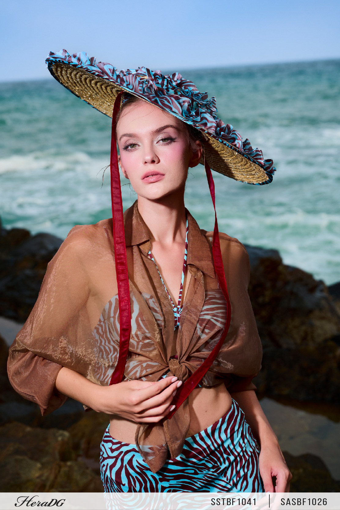 Ảnh của Áo sơ mi dáng croptop